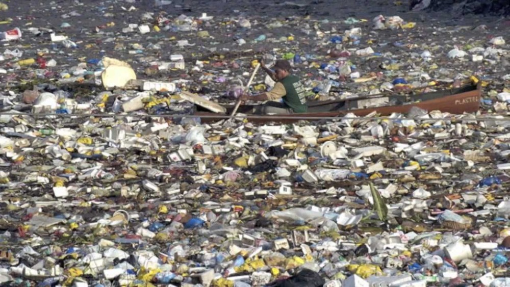environmentally friendly travel in peru- The Great Pacific Garbage Patch photocredit Ocean Pollution Awareness