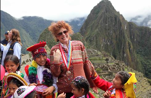Susan Sarandon At Machu Picchu Spring 2010: Peru celebrates as Machu Picchu reopens, Aracari Travel