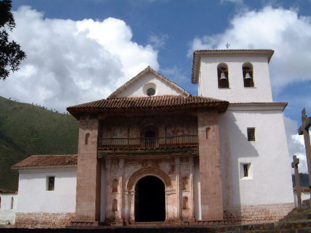 San Pedro de Apóstol de Andahuaylillas Church Inaugurated, Aracari Travel