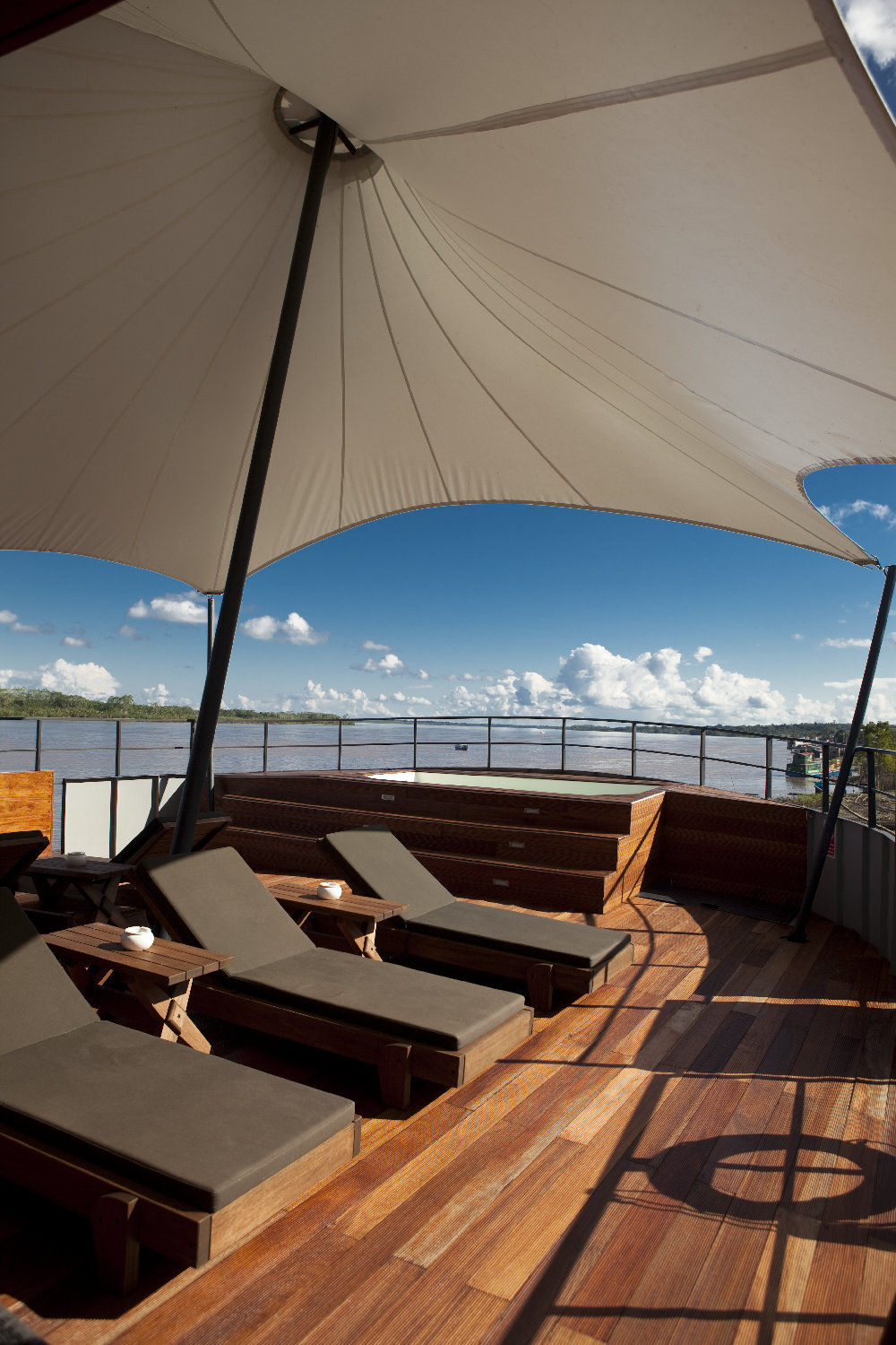 Aria Luxury Amazon Cruise: a Peruvian Jungle Adventure, Aracari Travel