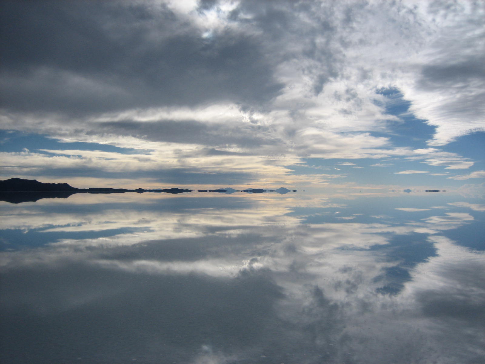 Salar de Uyuni by Clara blogfeatured