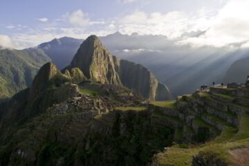 Peru Treks, Aracari Travel