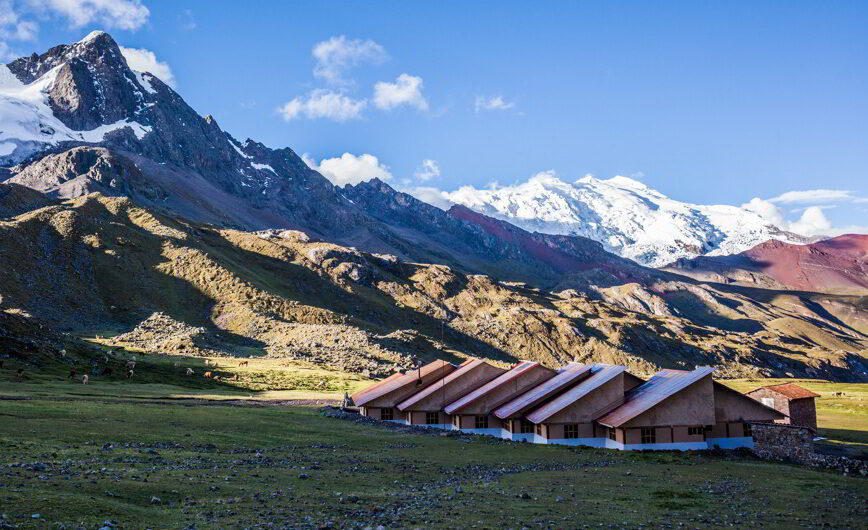 Lodge to Lodge Ausangate trek