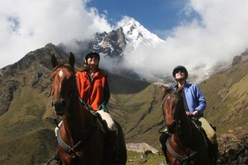 Peru Treks, Aracari Travel