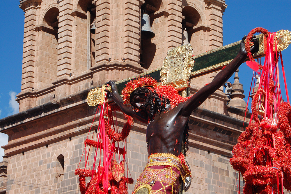 Se or De Los Temblores Procession In Cusco Aracari Travel se-or-de-los-temblores-procession-in-cusco-aracari-travel