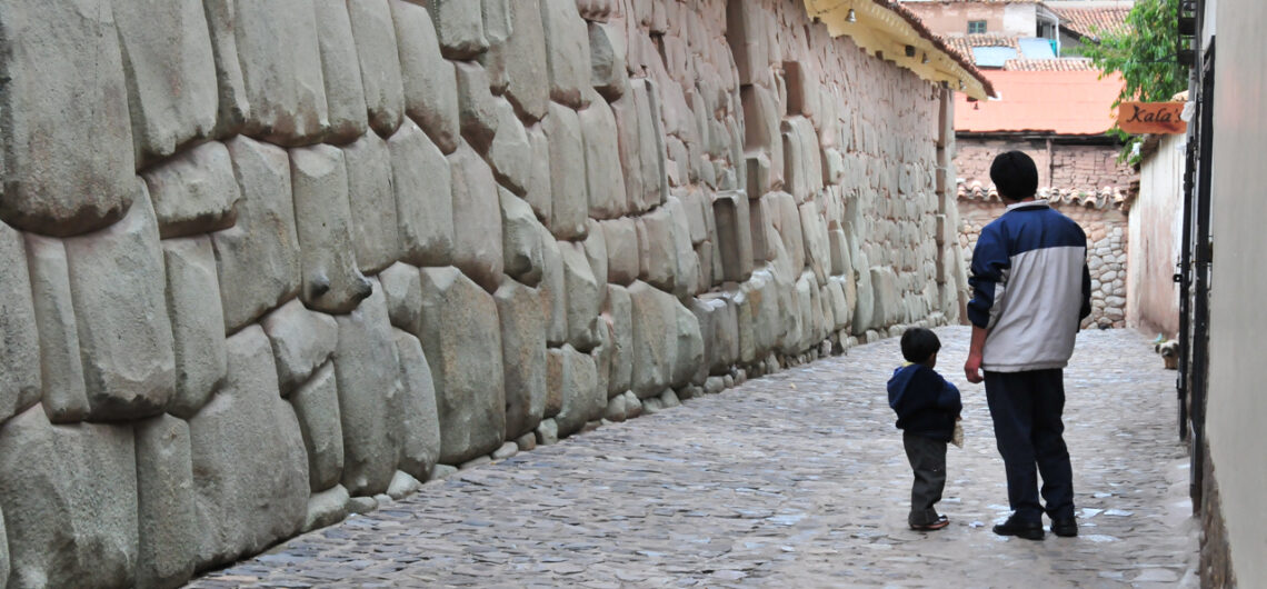 The Magnificent Inca Walls of Cusco, Aracari Travel