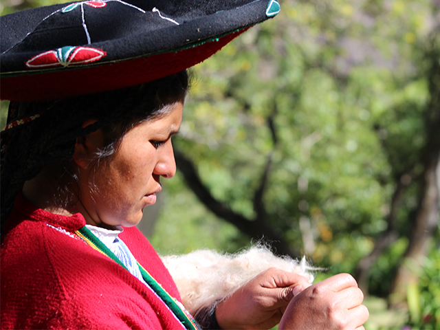 Peruvian Textiles &#8211; then and now, Aracari Travel