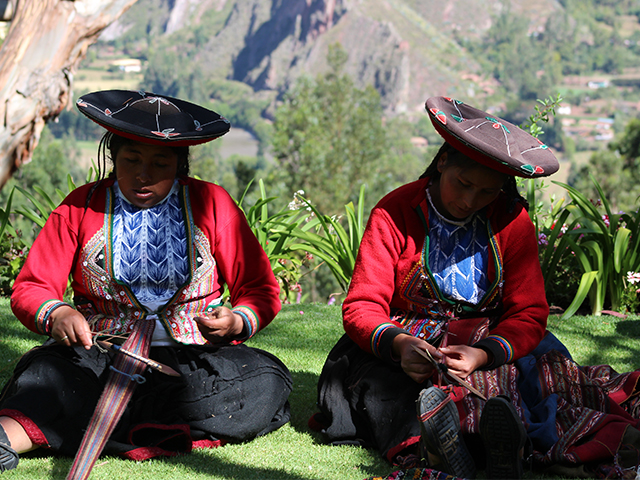 Peruvian Textiles &#8211; then and now, Aracari Travel