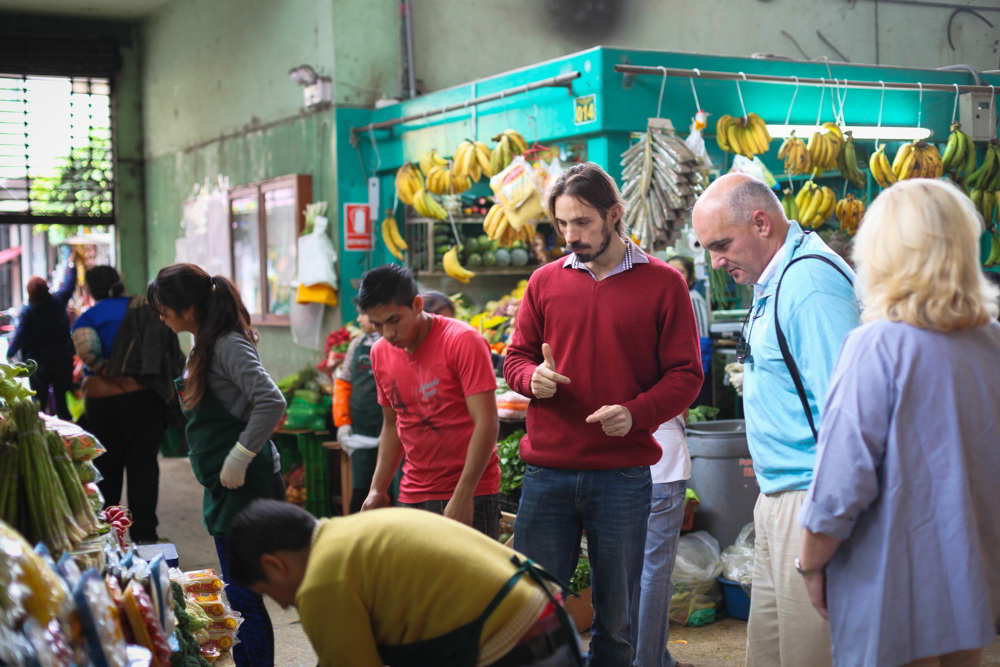 Pick a local &#8216;friend&#8217; for the best guiding in Lima, Aracari Travel