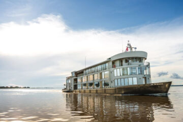 Delfin III Amazon cruise vessel