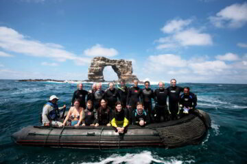 Galapagos Sky - ready for a dive