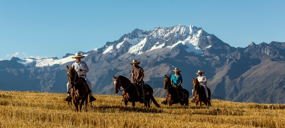 The Best Horse Riding in Peru, Aracari Travel