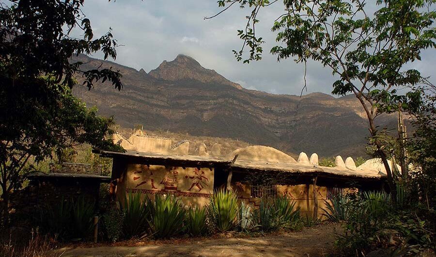 ruta moche chaparri lodge exterior