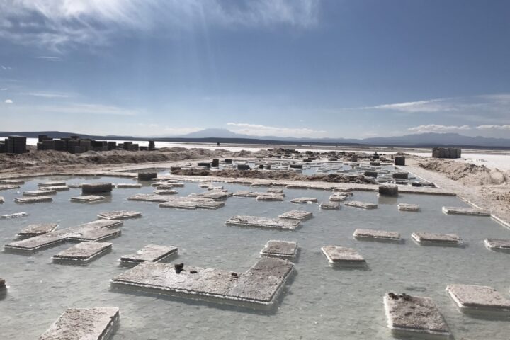 Your Guide To Navigating The Salar de Uyuni, Aracari Travel