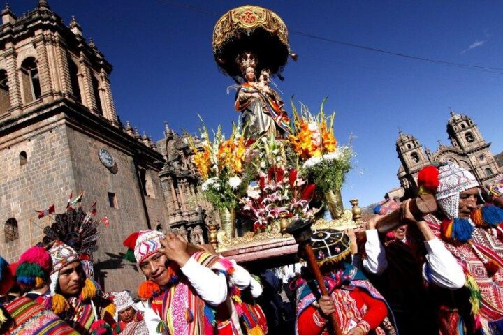 Festival Season in Peru, Aracari Travel