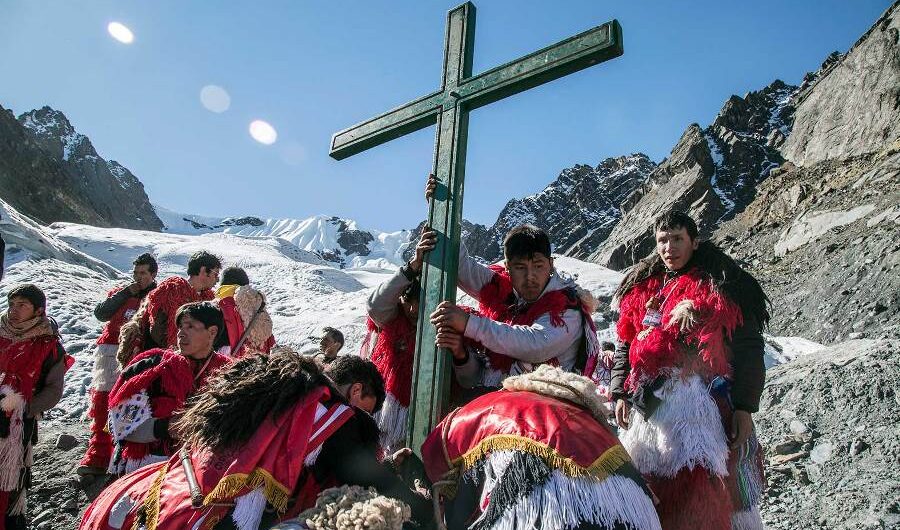 qoyllur riti cross