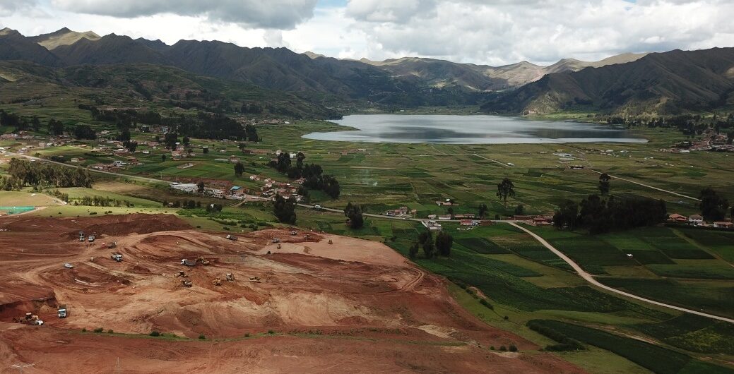 A new and more modern airport for Cusco, YES! In Chinchero, NO Please!, Aracari Travel