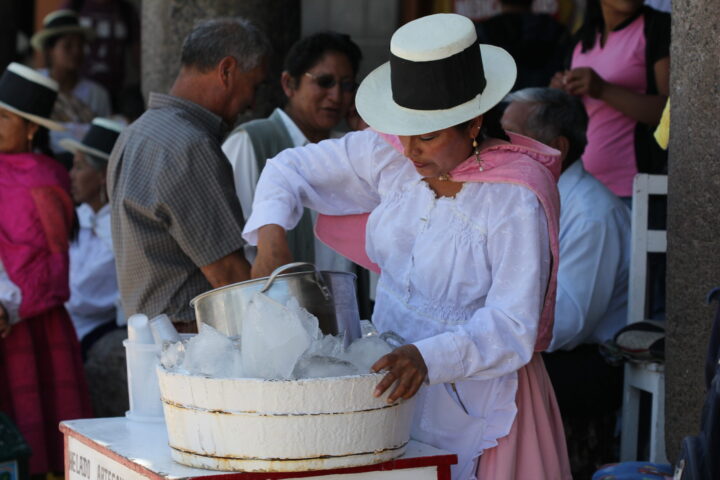 GETTING TO KNOW THE INDIGENOUS PEOPLE OF PERU, Aracari Travel