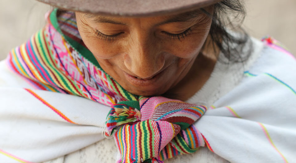 GETTING TO KNOW THE INDIGENOUS PEOPLE OF PERU, Aracari Travel