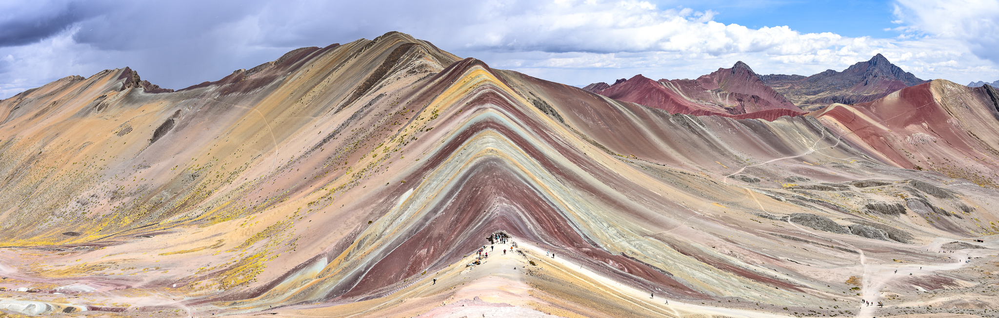 Rainbow Mountain Ausangate Trek