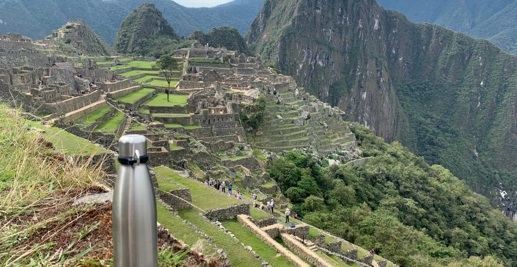 Aracari fluye water bottles in Machu Picchu