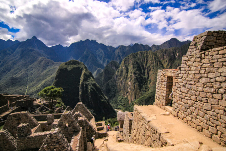 A tour of Machu Picchu &#8211; A Virtual Visit on Winter Solstice, Aracari Travel